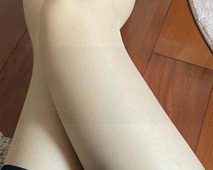 壁纸也疯狂,51酱的眼镜原图,好想用这幅画当我的精神支柱!