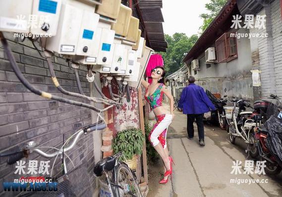 AISS爱丝(黄金版) - 小哲在高清镜头下，能不能让你的女神想象成现实？