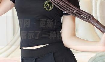 GIRLT果团网 - 更新!莫雅淇带来修女套图,展示了一种特别的信仰?