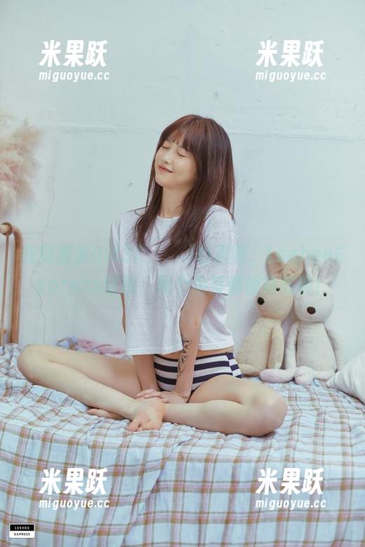 找到那张GMS(고말숙)的原图，LeeheeExpress壁纸，每个角落都值得瞧瞧！