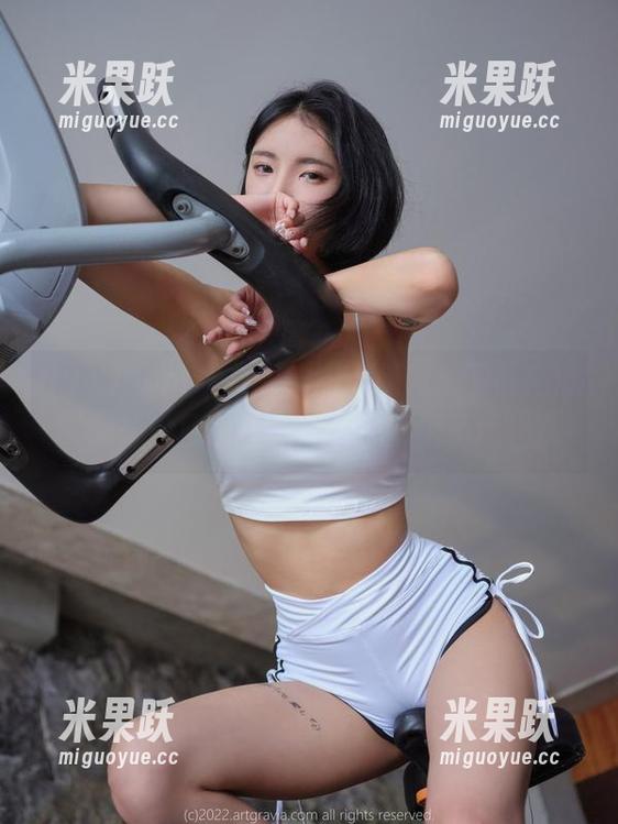 Hyoyeon(김효연)的甜心特辑：下载后可能让你口水直流，小心别饿了哦！