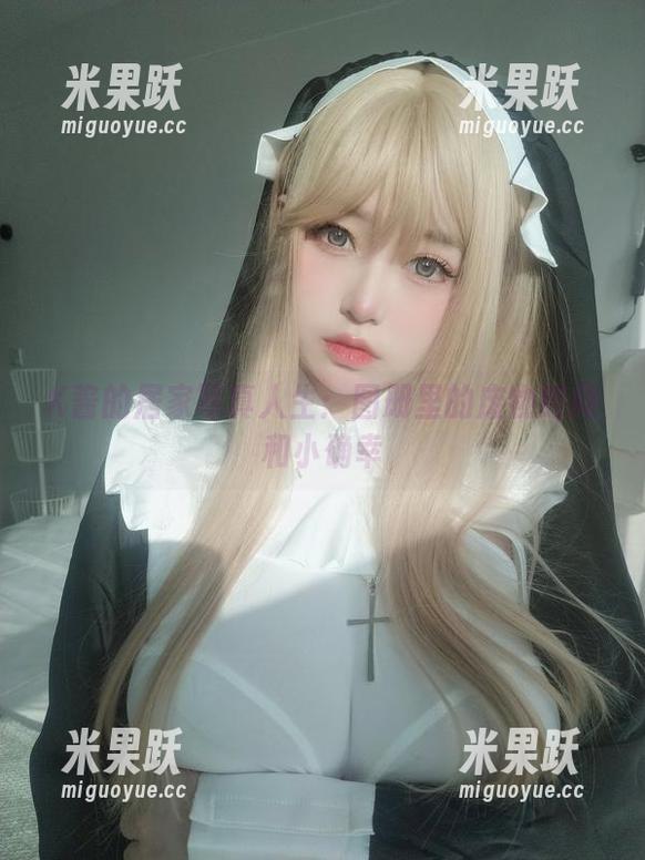 K酱的居家写真人生：图册里的废物时间和小确幸