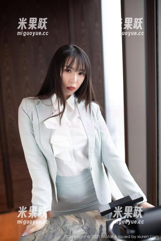 MiStar魅妍社 - 关思阳的学姐写真，分享难道不止是表面？