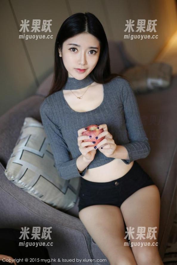 MyGirl美媛馆-嘉宝贝儿 MyGirl美媛馆 - 听说图库里的嘉宝贝儿白到发光,结果我竟然真被这资源迷住了。
