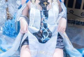 这是什么神仙连体衣?在线直击PoppaChan的写真!