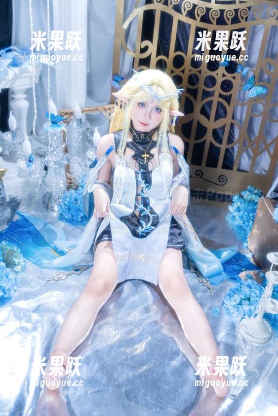 这是什么神仙连体衣？在线直击PoppaChan的写真！