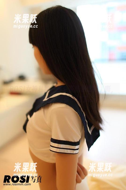 ROSI ROSI女神私拍,那个姿势和眼神,嘶,我好像又被惊艳到了...