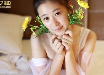 TGOD推女神 - 施忆佳Kitty酱的学姐套图,下载前就想着,这该不会变成我的灵感源泉吧?