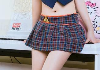 TouTiao头条女神 - 分享JennyR女友写真,某种程度上她就是你的理想女友吧?