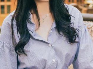 TouTiao头条女神 - 当美纳子遇见职业装:资源都懵圈了,连老板也想换衣服