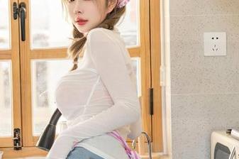 XINGYAN星颜社 - 原图里的Emily尹菲,泳衣+细腻光影,这组合太妙了吧?