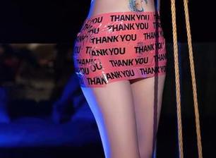 Xiuren秀人网 - HeyuZhang出炉啦！这套美足作品，保证让你的眼睛开了锅！