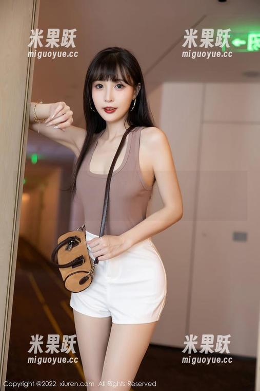 Xiuren秀人网 - 定制写真，乔娜娜的白丝总让人联想不停