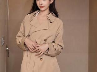 Xiuren秀人网 - 凌希儿与泳池的精选写真:水里的快乐,干脆明码标价!