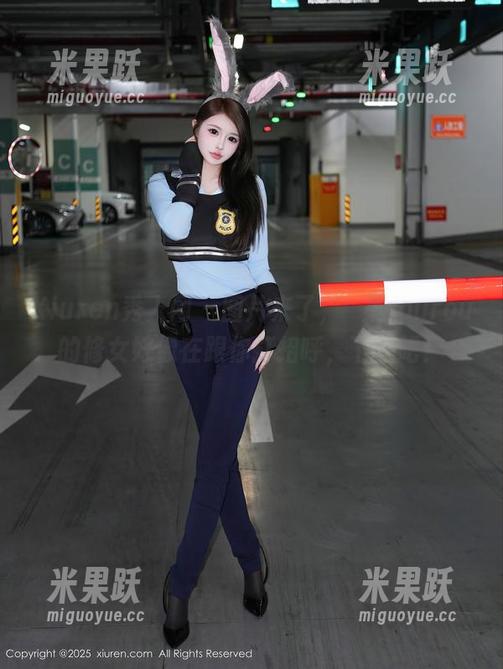 Xiuren秀人网-媃柔rourou Xiuren秀人网 - 图片来了,媃柔rourou的修女好像在跟你打招呼,下载吧!