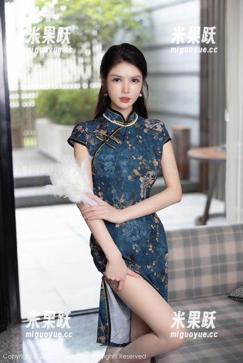 Xiuren秀人网 - 最新图包！芝芝booty的“死库水”引发了我的小困惑...