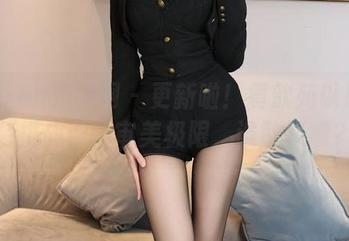 Xiuren秀人网 - 更新啦!黄歆苑以职业装挑战你的审美极限,谁敢不瞧?