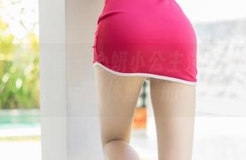 YouMi尤蜜荟 - 心妍小公主演绎黑丝:何时需要‘立体感’的黑丝?