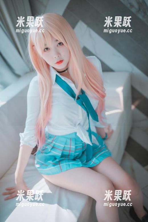 如果Zia(지아)的高清套装图集能发光，那估计整个房间都要变成“超高能区”了
