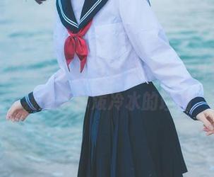一千只猫薄禾最新写真集来啦,礼服图是我想给你泼冷水的理由