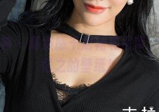 克拉女神 - 高级感千层裙和吊带,不愧是忆之的壁纸!