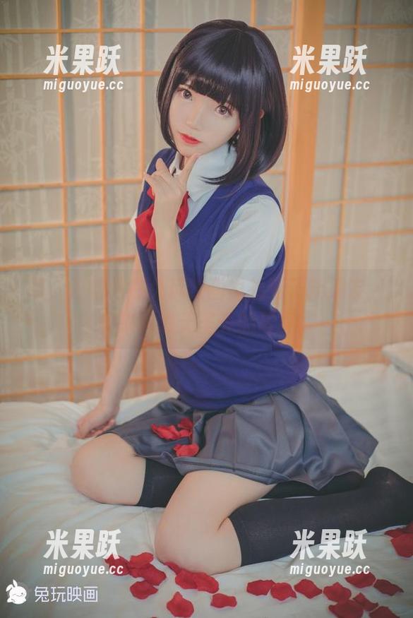 喂，包臀裙在兔玩映画里找到了新朋友，快来瞧瞧无圣光的写真。