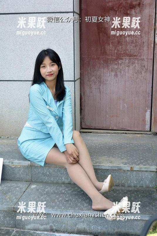 初夏女神-环环 初夏女神 - 图包里的环环,难免让我一阵恍惚,魅力指数飙升中。