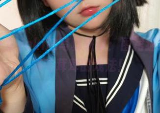 发条少女yoki的写真轶事:围裙猫猫,上演毛茸茸的戏法!