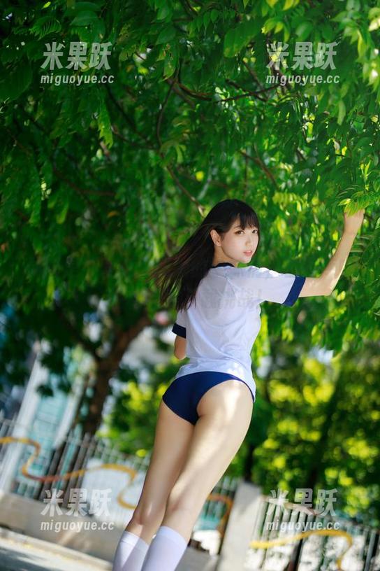 周叽是可爱兔兔和她的学妹们，在图库中轻松面对下载挑战！