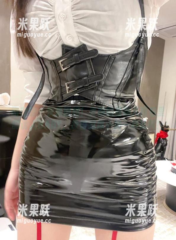 奔跑的晶骡儿 微密圈 - 快来围观!奔跑的晶骡儿图包里的诱人BABY,撩得我像小狗一样乱叫!