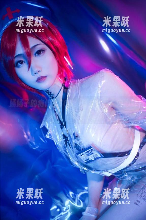 嫣嫣子 嫣嫣子的痴修女COS:修女外表,内心萌动