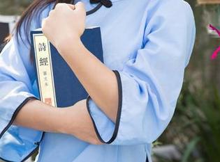 尤果网 - 你也有夏倪可ella短裙原图的迷思吗?单看短裙就让人挪不开眼!