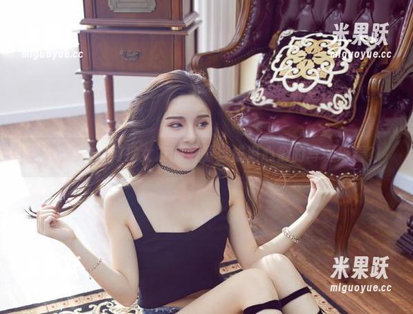 尤物馆 - 如何把女友的资源当成温心怡的写真来看？
