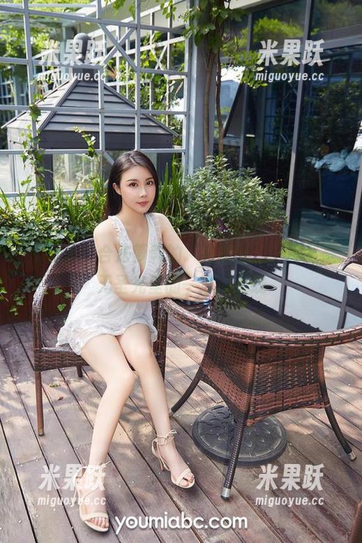 尤蜜荟-合法萝莉 尤蜜荟 - 合法萝莉的“裤里丝”,居然是无圣光里的一道风景线