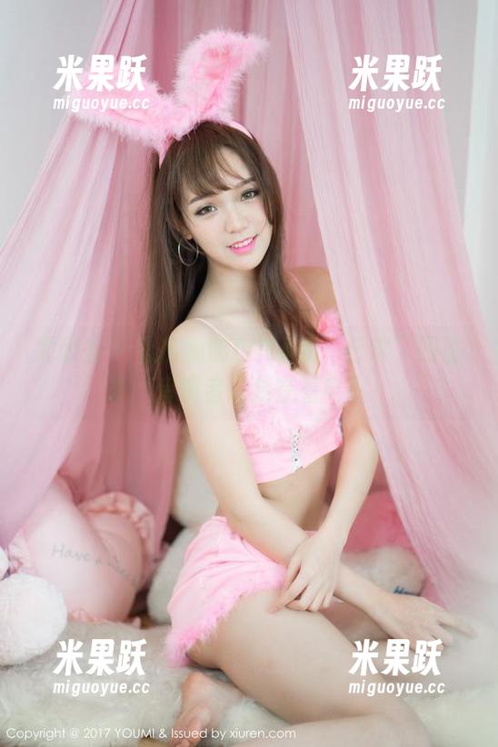 尤蜜荟-娜娜TINA 尤蜜荟 - 私房娜娜TINA的“日常”四重奏:旁观者说我在看电影!