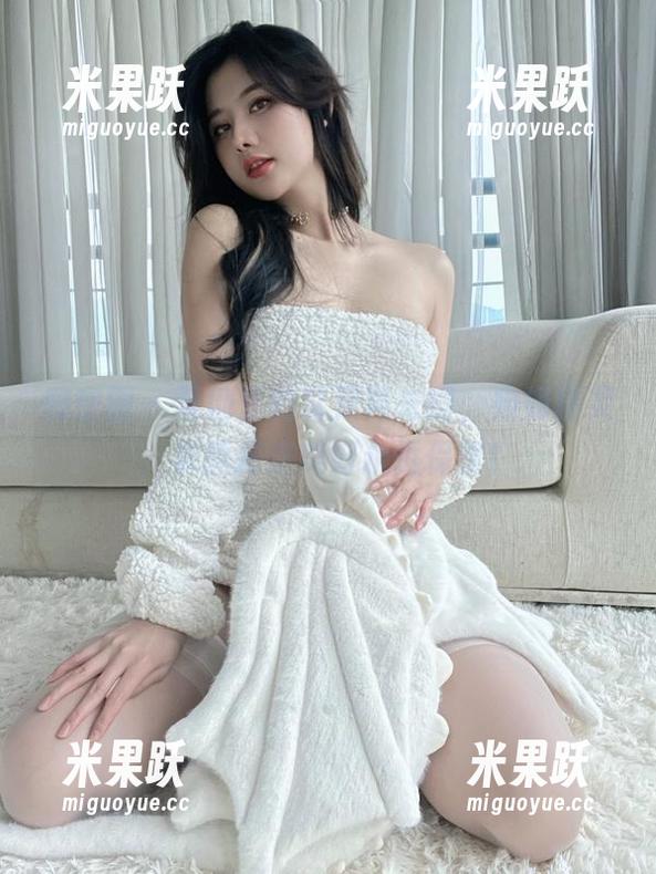 就是阿朱啊 微密圈 - 雪地里的就是阿朱啊,宛如精灵,求能把这美好永远保留!