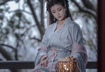 在巴鲁巴鲁BaRu的夏天图集，我发现了一种新型的防晒资源！