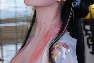 发现年年Nnian最新的女王,可能是她的帽子好过了一巴掌!