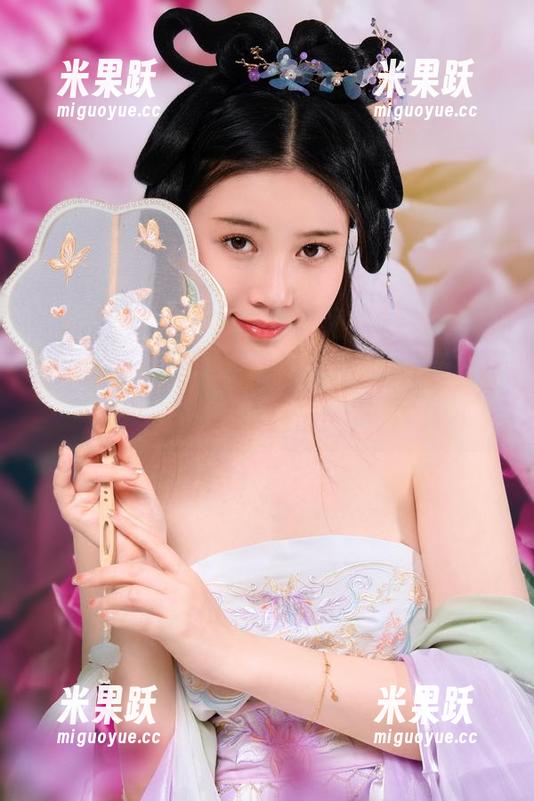 年年Nnian 敢不敢来试试?年年Nnian白丝合集,统统免费送出!
