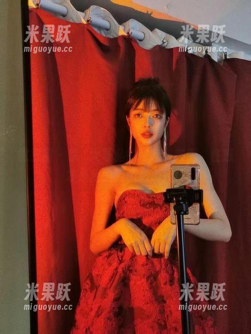 微密圈 - 徐珺大哥私拍秘籍：来吧，性感才是我的原图必杀技！