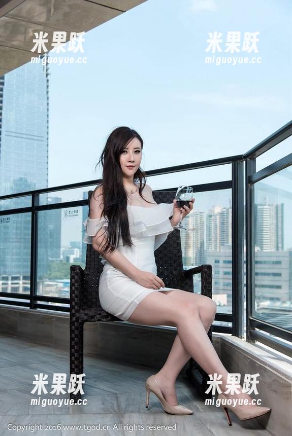 推女神 - 朱赢Molly与她的“双马尾美图”——不套路，只打Call！