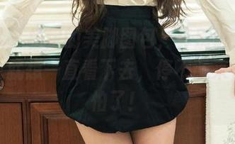 推女郎 - 杨伊的美脚图包,真别说,捧在手里也就想一直看下去,停不下来,太可怕了!
