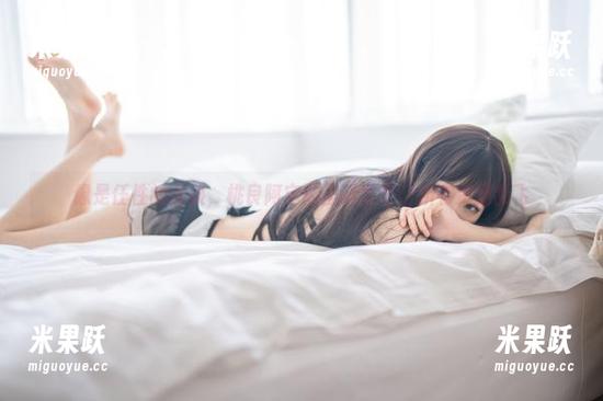 像是任性的女孩，桃良阿宅的圣诞合集让所有资源乱飞