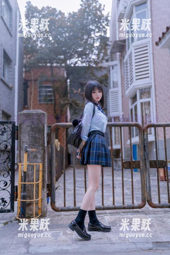 JK制服合集中的桜井宁宁，校园风味加点甜！