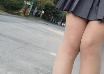 森萝财团 - 小梓的泳装美图,拍下来每一秒都像是在海滩上遛弯,套图多到让你眼花缭乱!