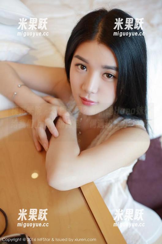 模范学院 - 制服套图？不，是Hana妹在给我们上课，讲两堂‘偶遇想象力’的课。