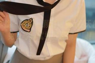 模范学院 - 别问一颗甜蛋黄a在天台干嘛,免费写真就好好聊聊天呗!