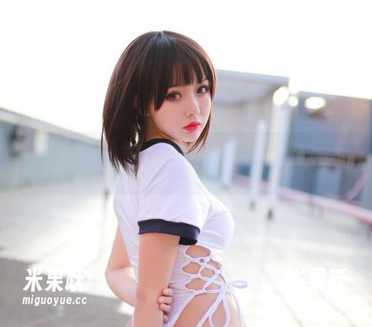 拒绝平庸，快来下载炸蛋Boom的学妹反差图包！