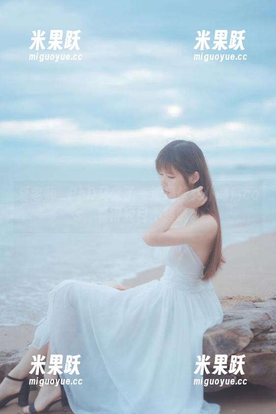 爱老师_PhD又来了一波玛修女仆高清cos，看得我目不转睛。