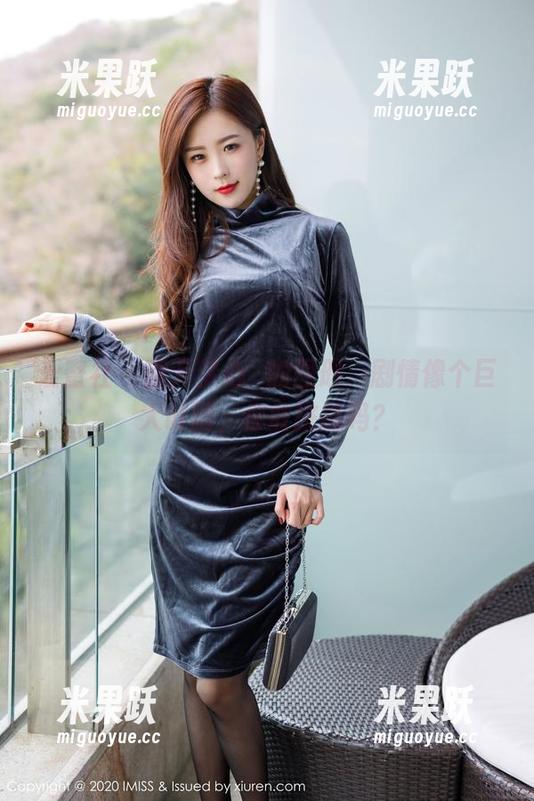 爱蜜社 - 翻开梦心玥的图册，剧情像个巨大谜团，你敢挑战吗？